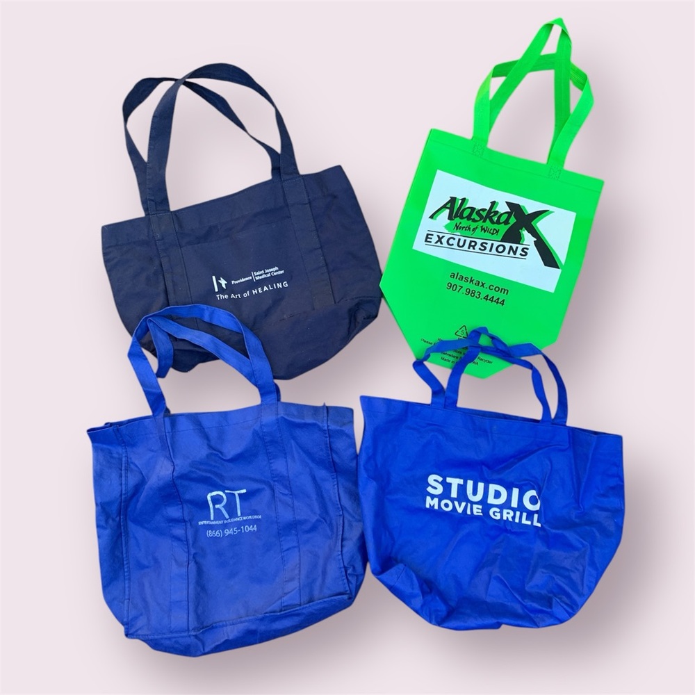 4 reusable bags totes